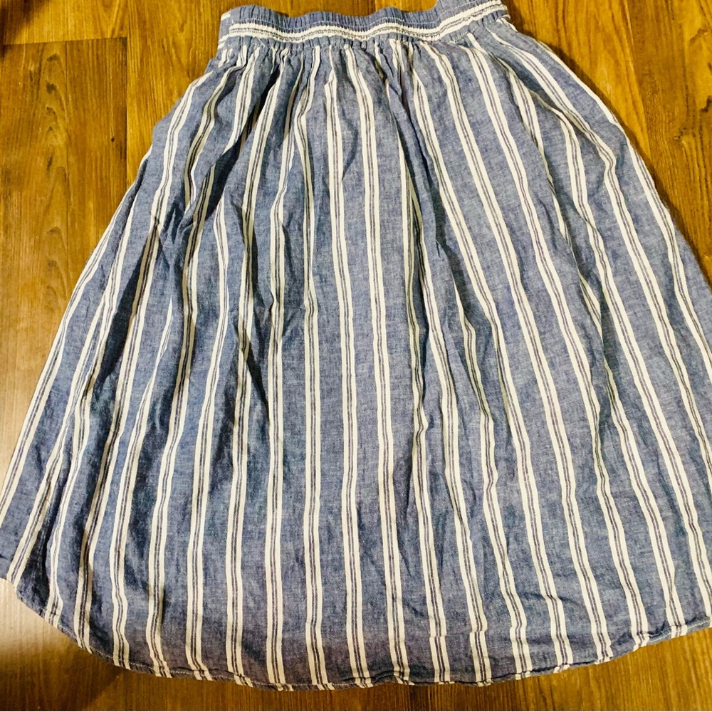 Max Studio Navy and White Striped A-Line Linen Skirt - Picture 2 of 7